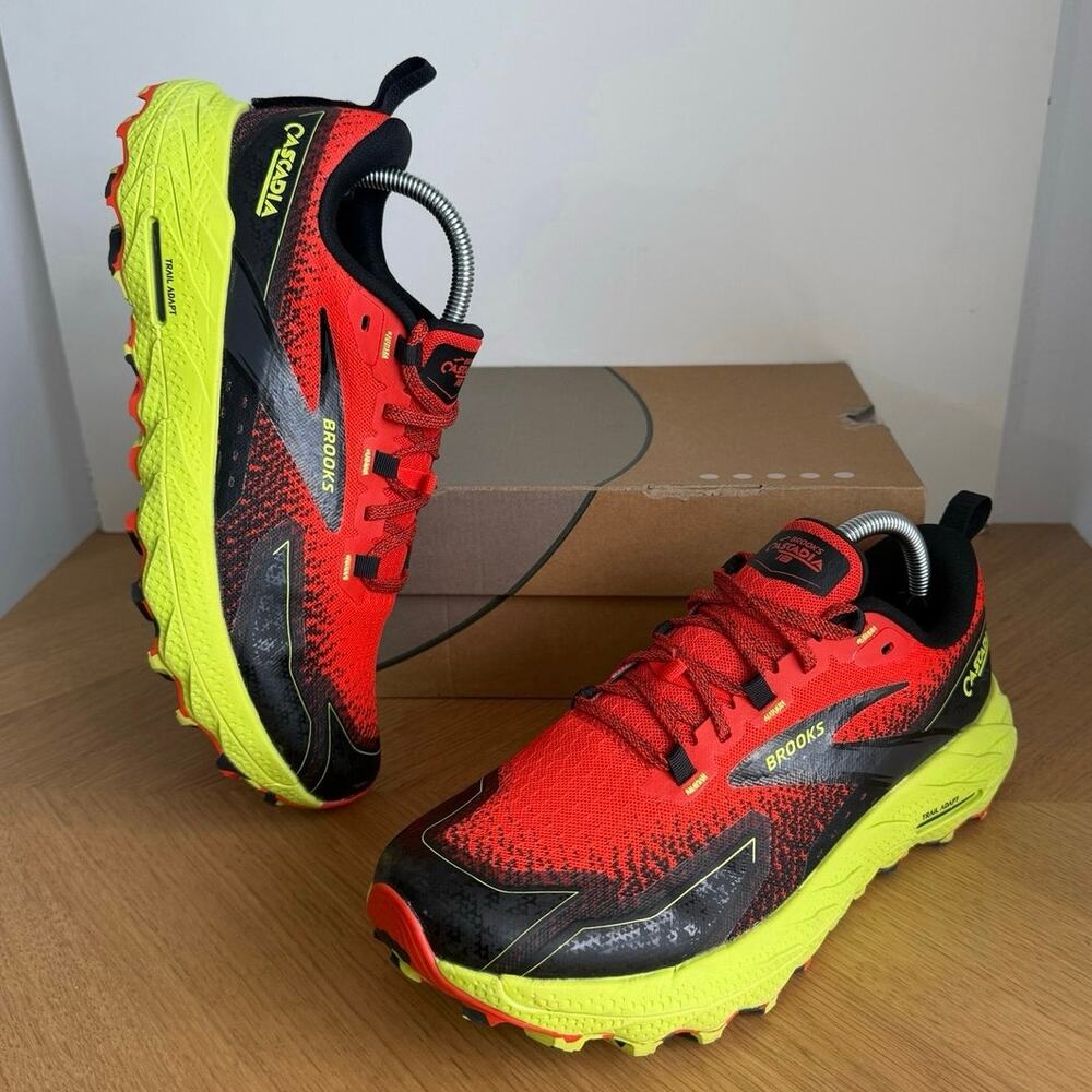 Brooks Cascadia ‘Cherry Tomato/Lime Green Men Trail Sneakers- SZ 9